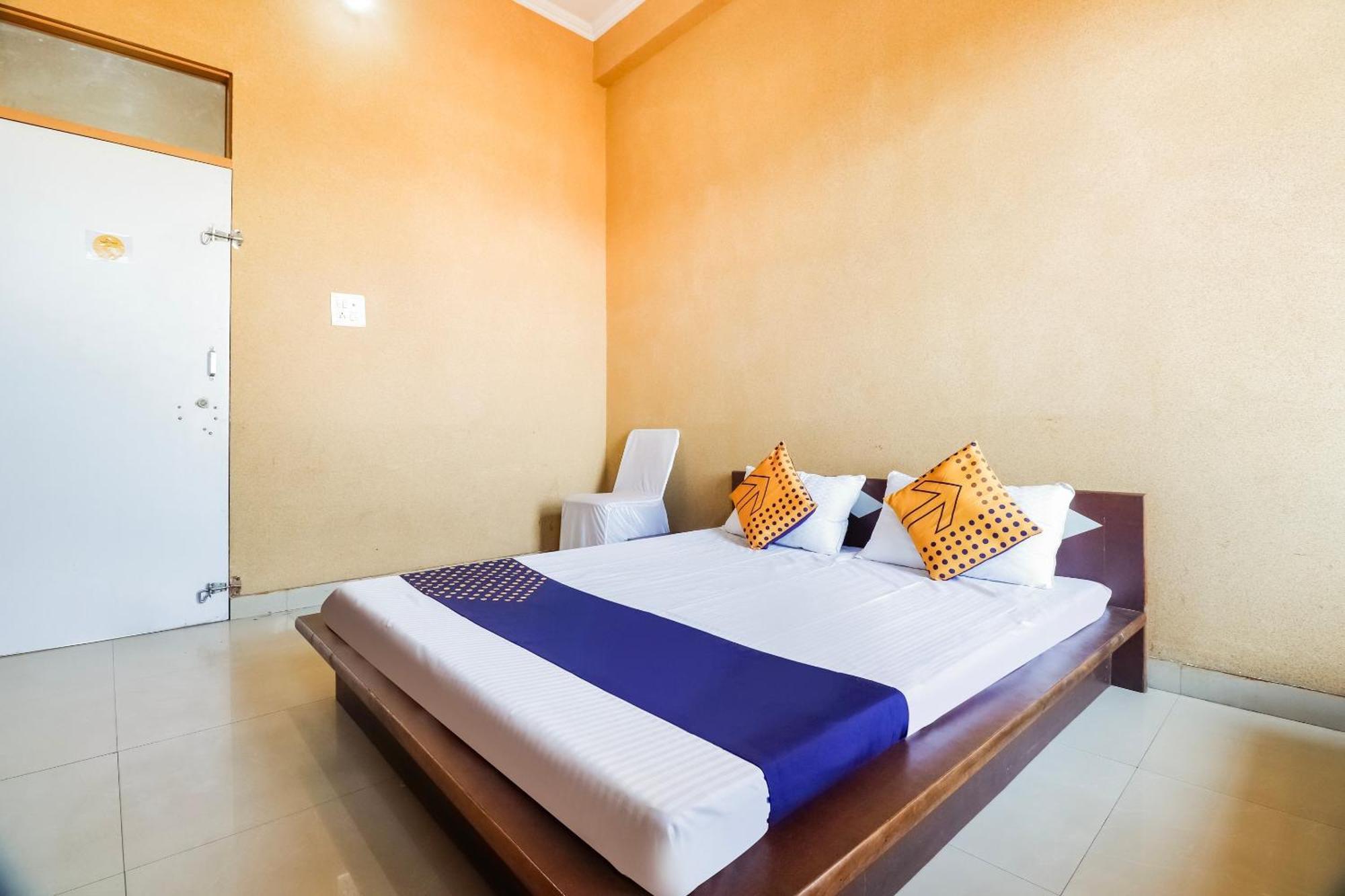 Spot On 68319 Hotel Nakhralo Rajasthan Resort Jaipur Bagian luar foto