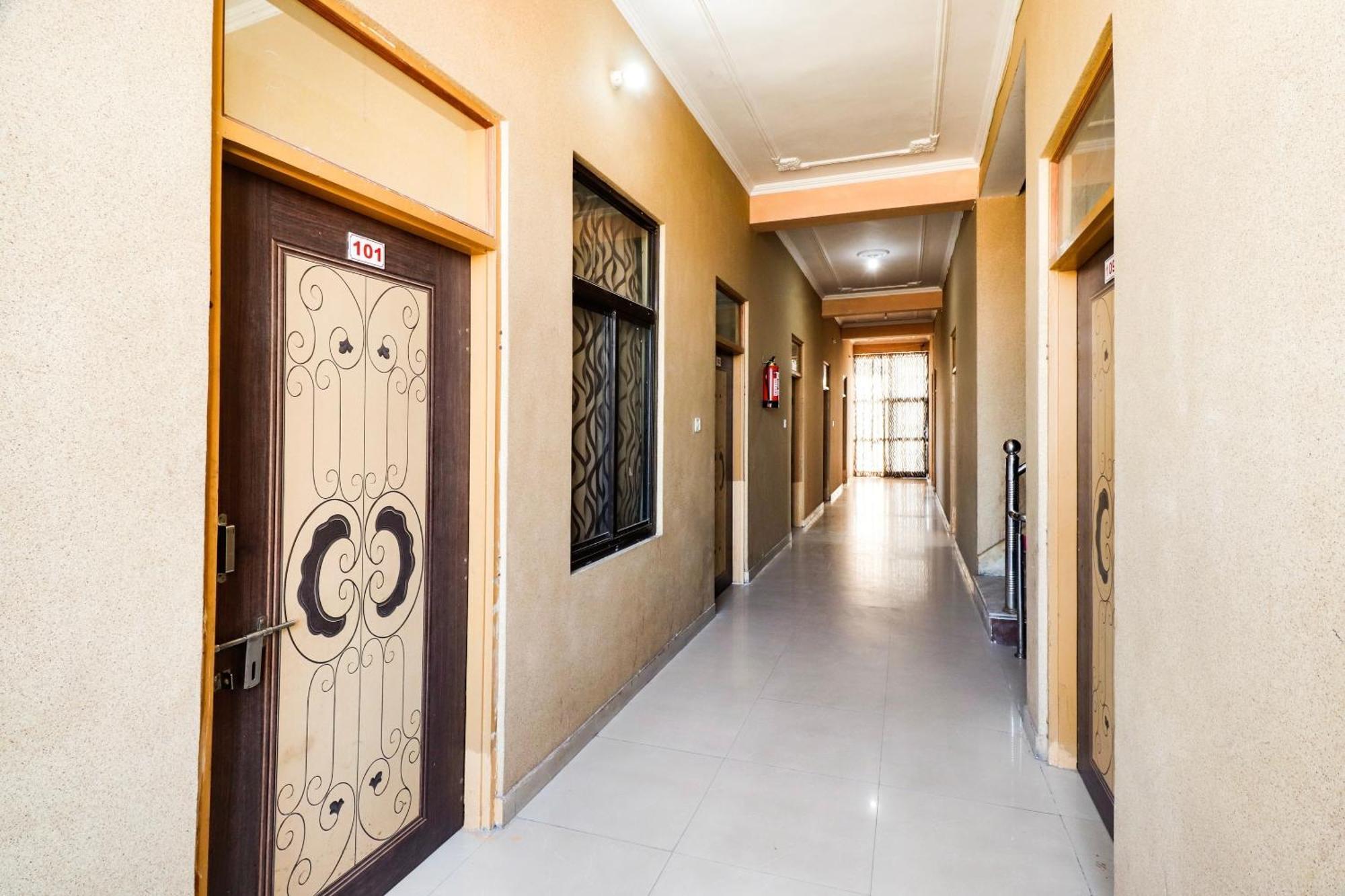 Spot On 68319 Hotel Nakhralo Rajasthan Resort Jaipur Bagian luar foto