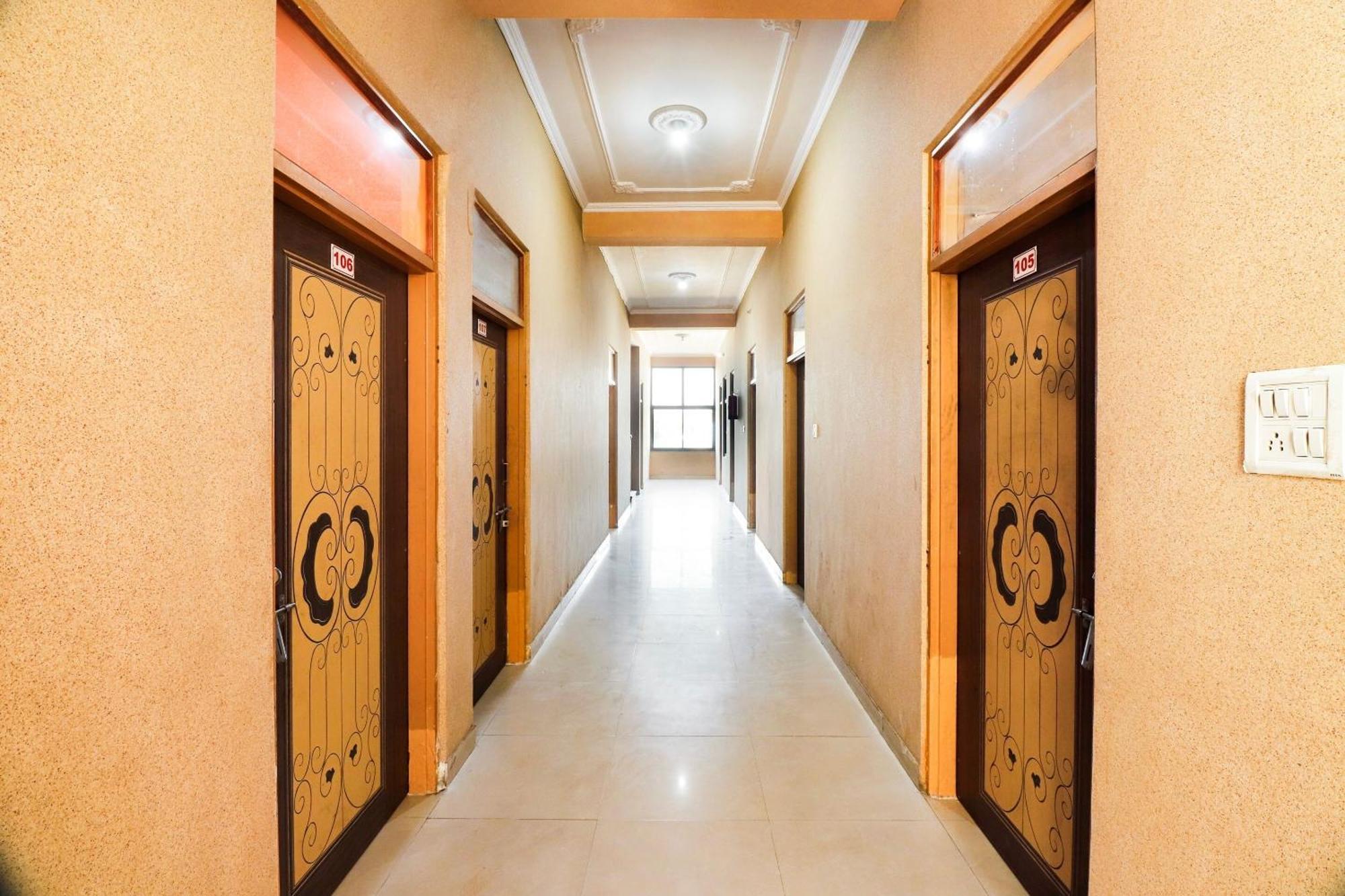 Spot On 68319 Hotel Nakhralo Rajasthan Resort Jaipur Bagian luar foto