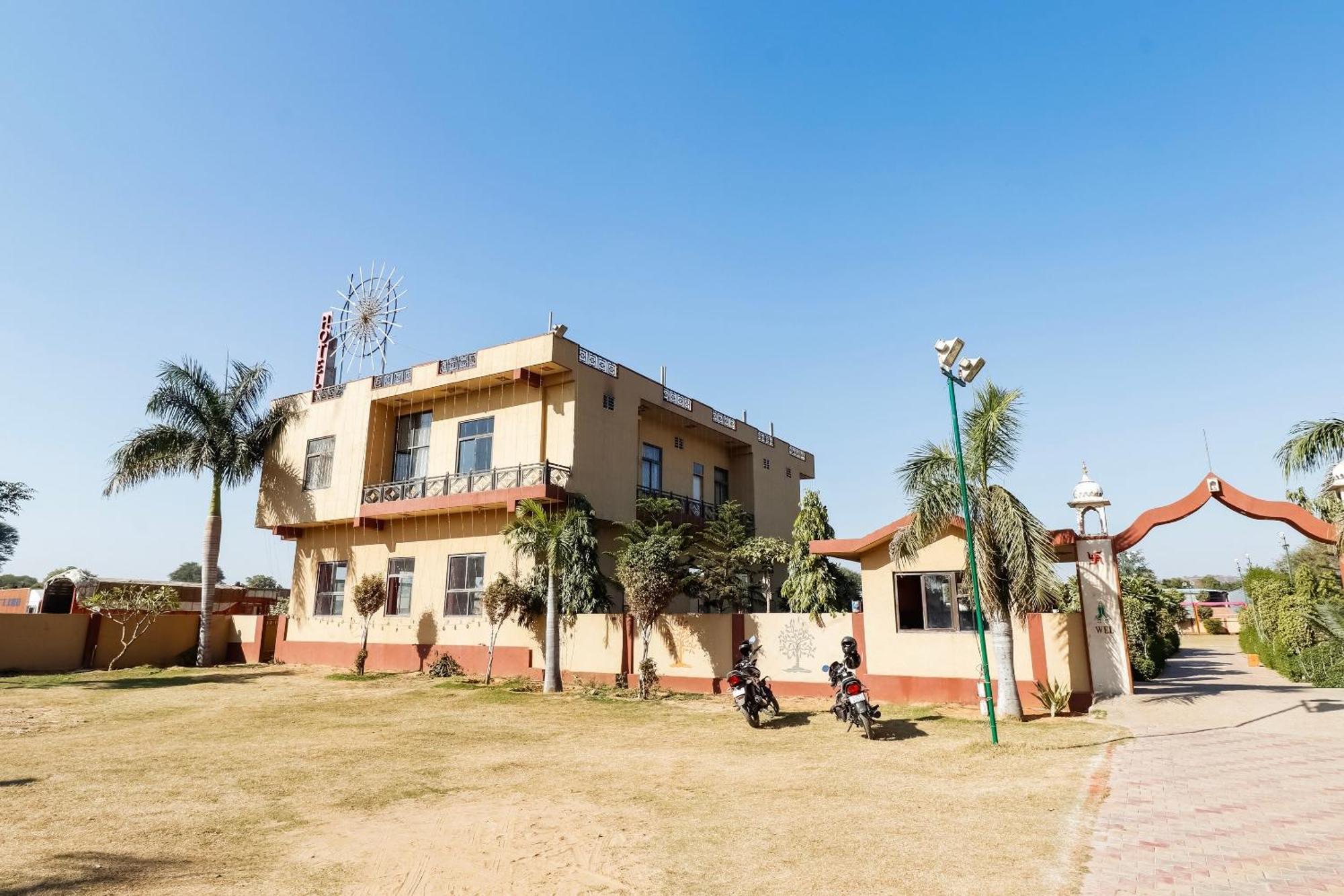 Spot On 68319 Hotel Nakhralo Rajasthan Resort Jaipur Bagian luar foto