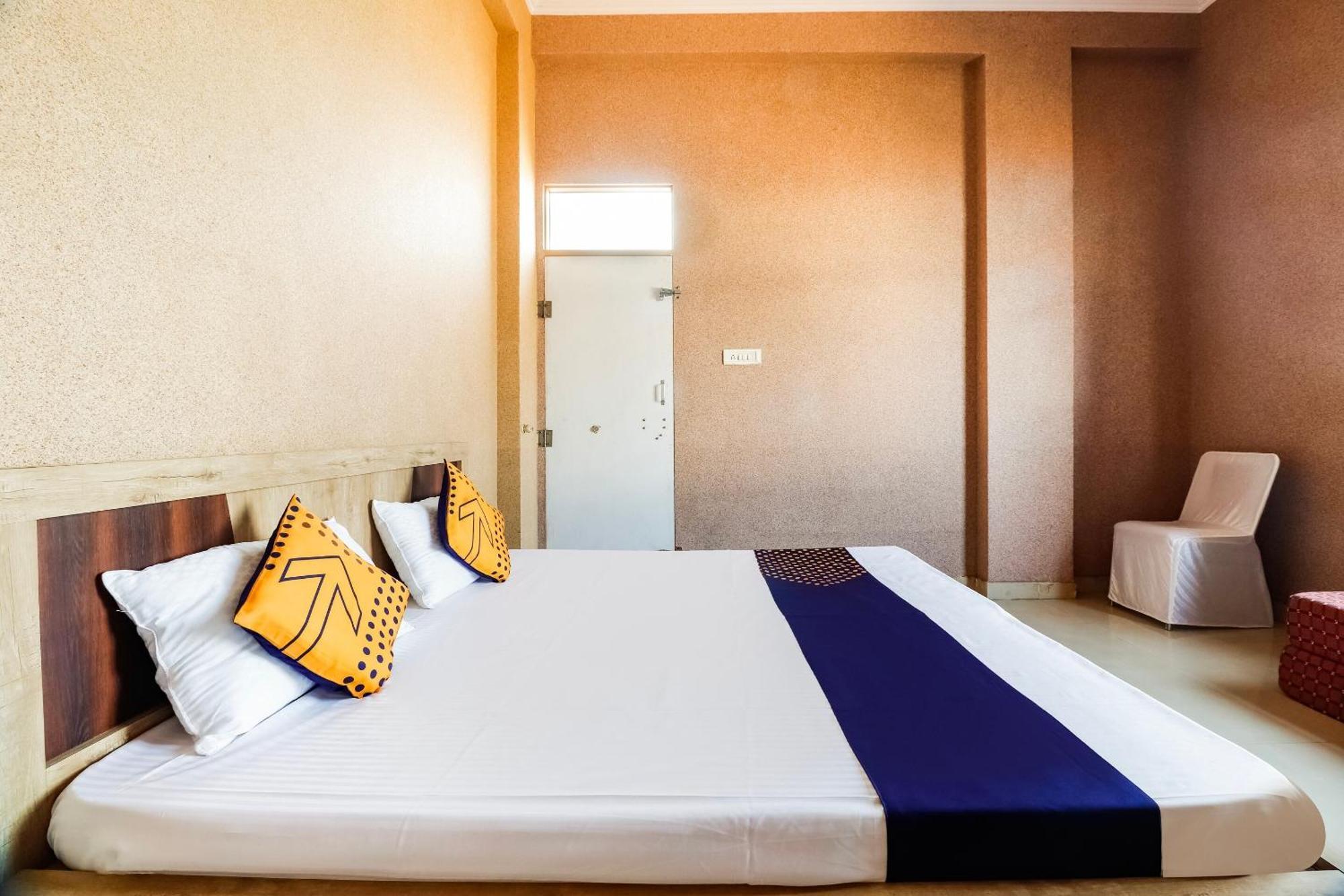 Spot On 68319 Hotel Nakhralo Rajasthan Resort Jaipur Bagian luar foto